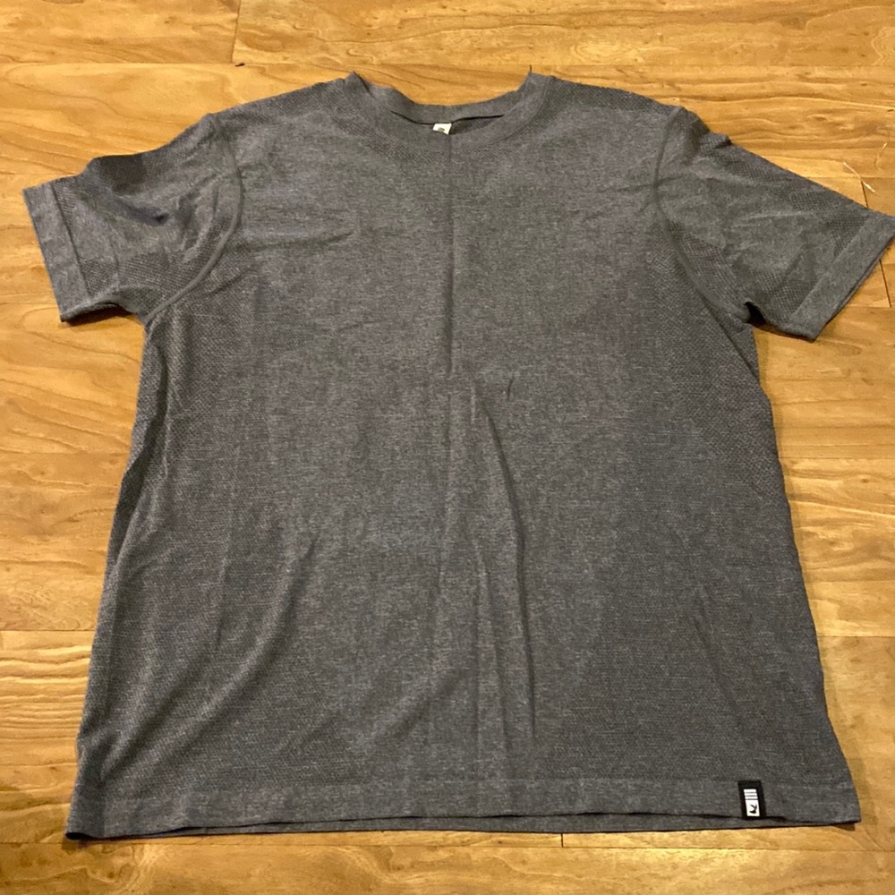 New without tags XL Glyder Yoga T.